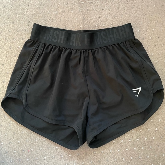 ❌SOLD❌Gymshark Training Loose Fit Shorts - Picture 4 of 6